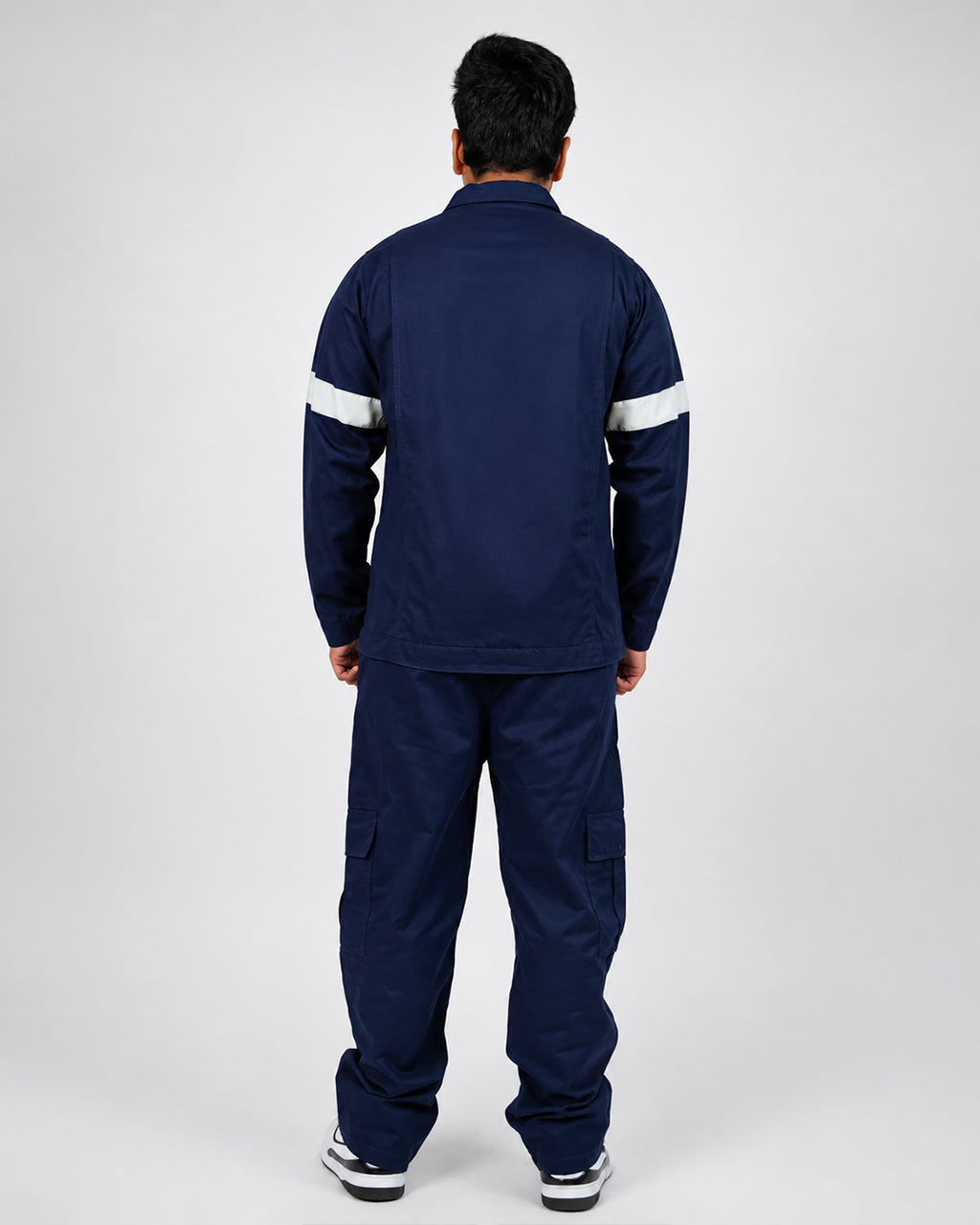 Premium Navy Workwear Set – Reflective Jacket & Cargo Trousers | Industrial Workwear